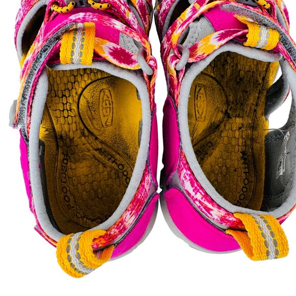 Keen Seacamp II CNX Sandals Lace Bungee Close Toe 1026319 Pink Kids Size 13 - Picture 3 of 9